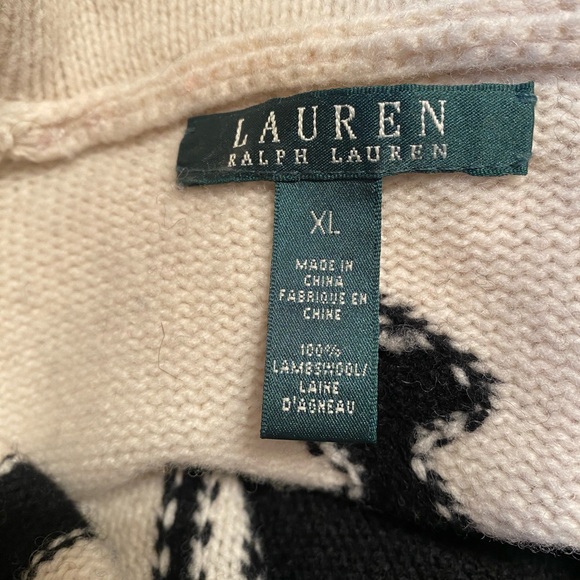 Ralph Lauren Black and Cream Geometric Lambswool Cardigan Size XL - Picture 4 of 5